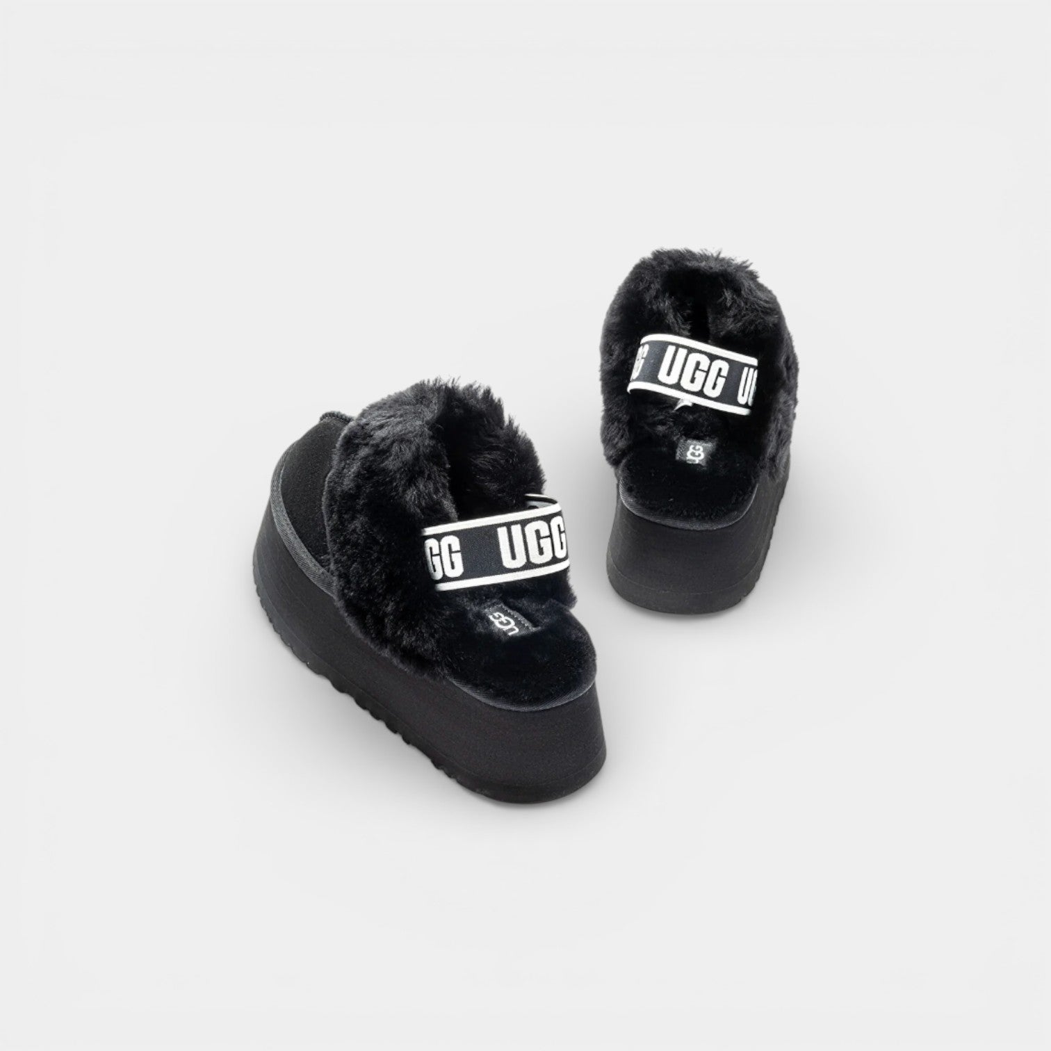 UGG Funkette Slipper Black
